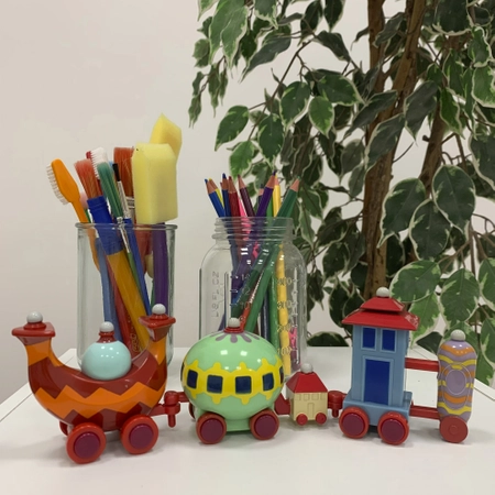 Golden Bear, Dobranocny Ogród, Pociąg Ninky Nonk, zestaw, oryginalna zabawka z bajki, wykonana z dobrej jakości plastiku, wiek dziecka 18 m-cy+